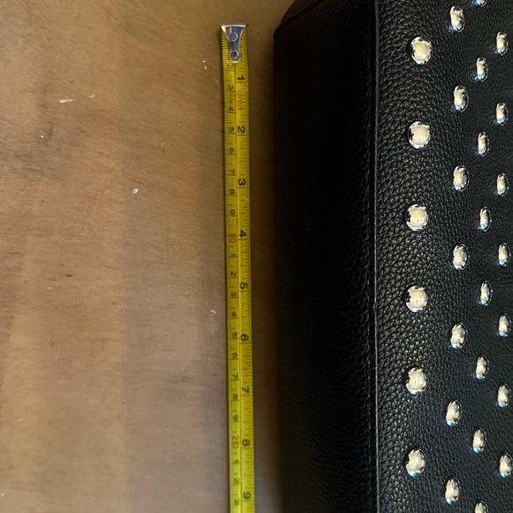 Studded Black shoulder bag. - Picture 7 of 7